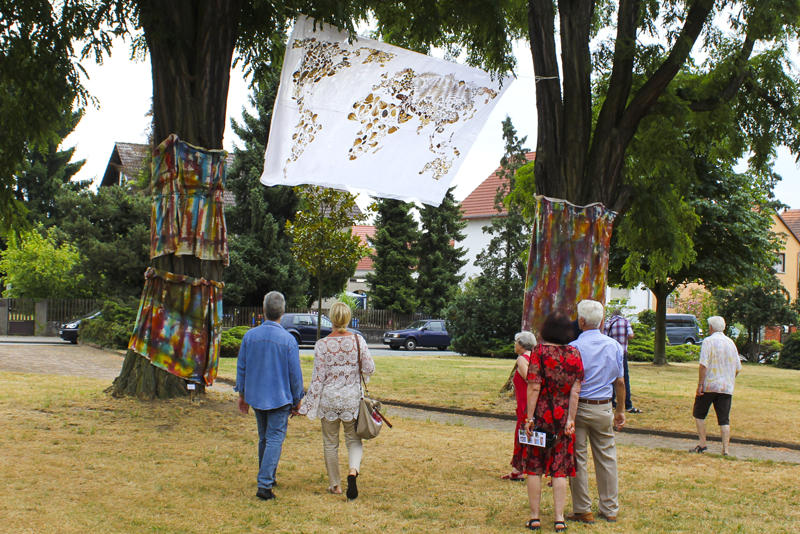 'Ich rette die Welt mit Salat, Leonce', Mörfelden-Walldorf 2013 (Kirsten Kötter)